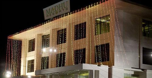 Madhu Resort Agra  Extérieur photo