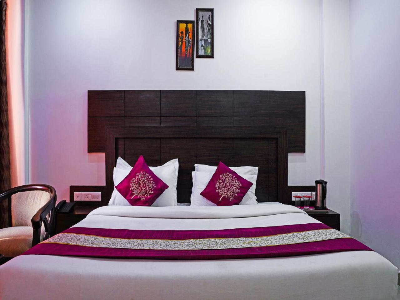 Madhu Resort Agra  Extérieur photo